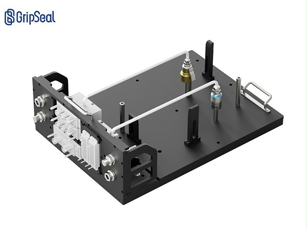 Pneumatic-electro-hydraulic docking system