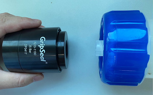Hemodialyzer airtightness test quick seal joint
