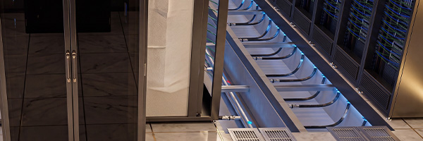 Cabinet cooling pipeline