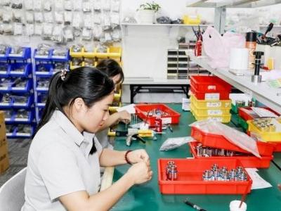 GripSeal Product Assembly