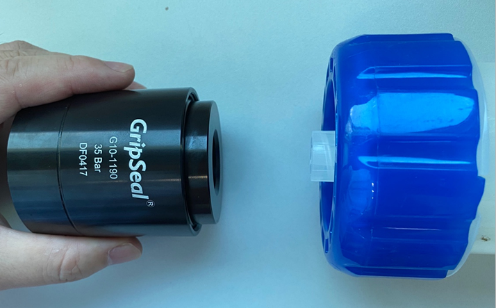 Hemodialyzer airtightness test quick seal joint